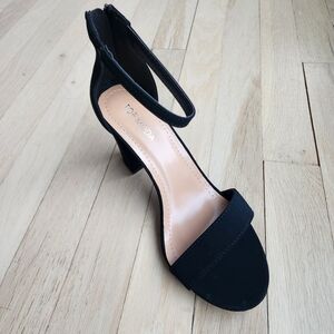 TOP Moda Elegant Black Heels